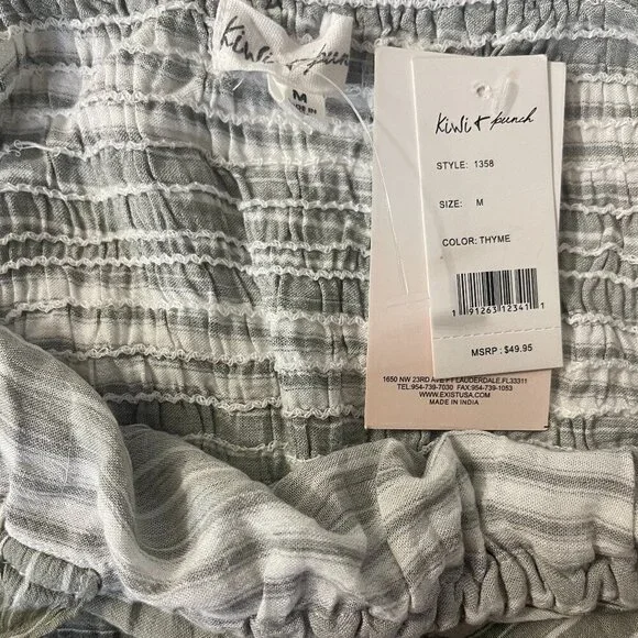 Kiwi & Punch. Adjustable striped top. Looks fresh and stylish. Size M. - Picture 2 of 7